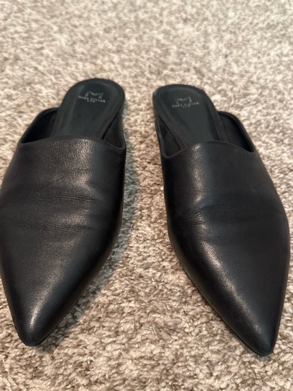 Vince Camuto Black Pointed-Toe Leather Slide Mules